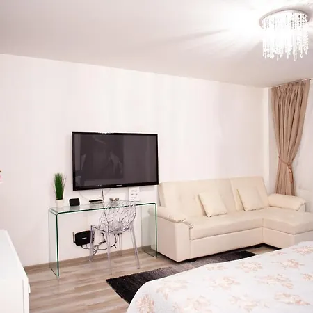 Kai Mountain Luxury Apartment *